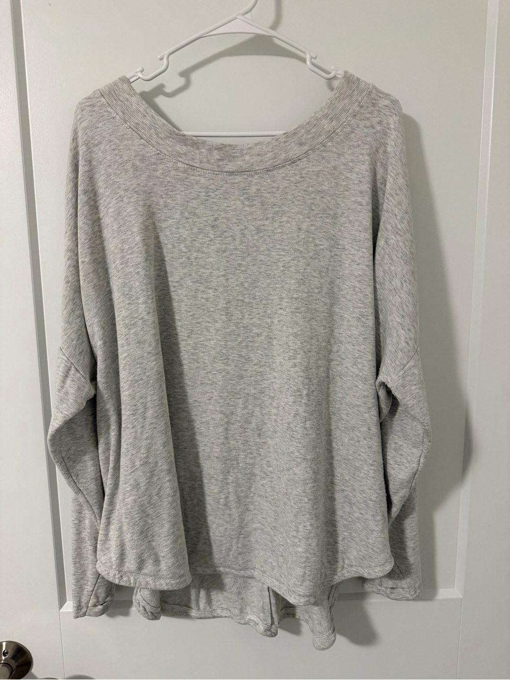 Maurices Light Heather Gray Relaxed Sweatshirt